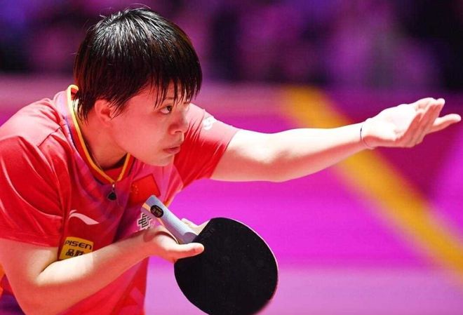 凳席嘲讽 凳席嘲讽