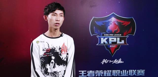 勒温劲射